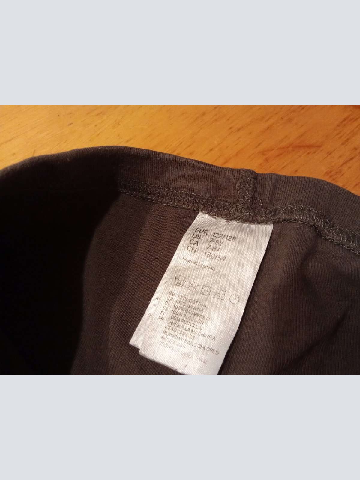 Sehr schöne Leggings von H&M in gr. 122 /128 abzugeben