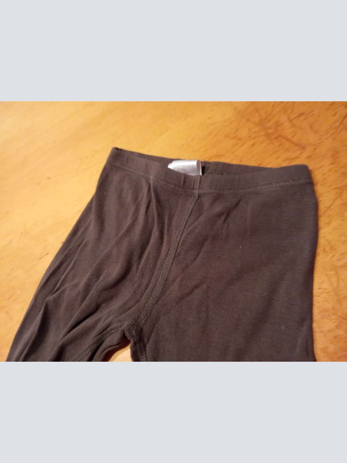 Sehr schöne Leggings von H&M in gr. 122 /128 abzugeben