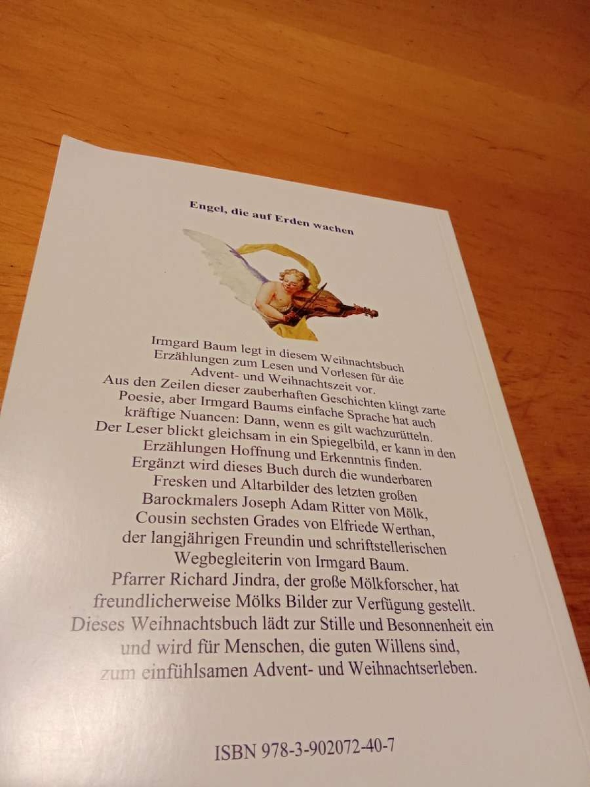 Sehr schönes Buch abzugeben, Engel die auf Erden wachen.