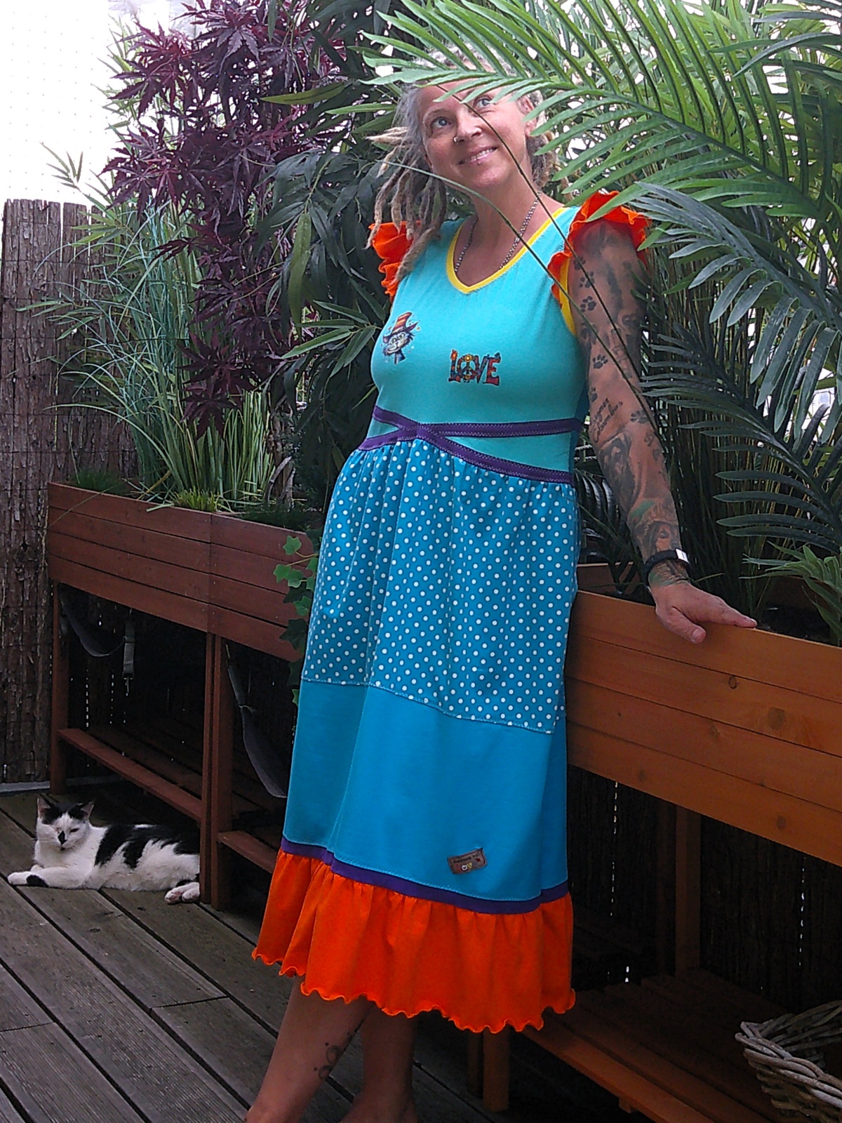 Patchwork Kleid aus Bambus Jersey mit Plotter Druck