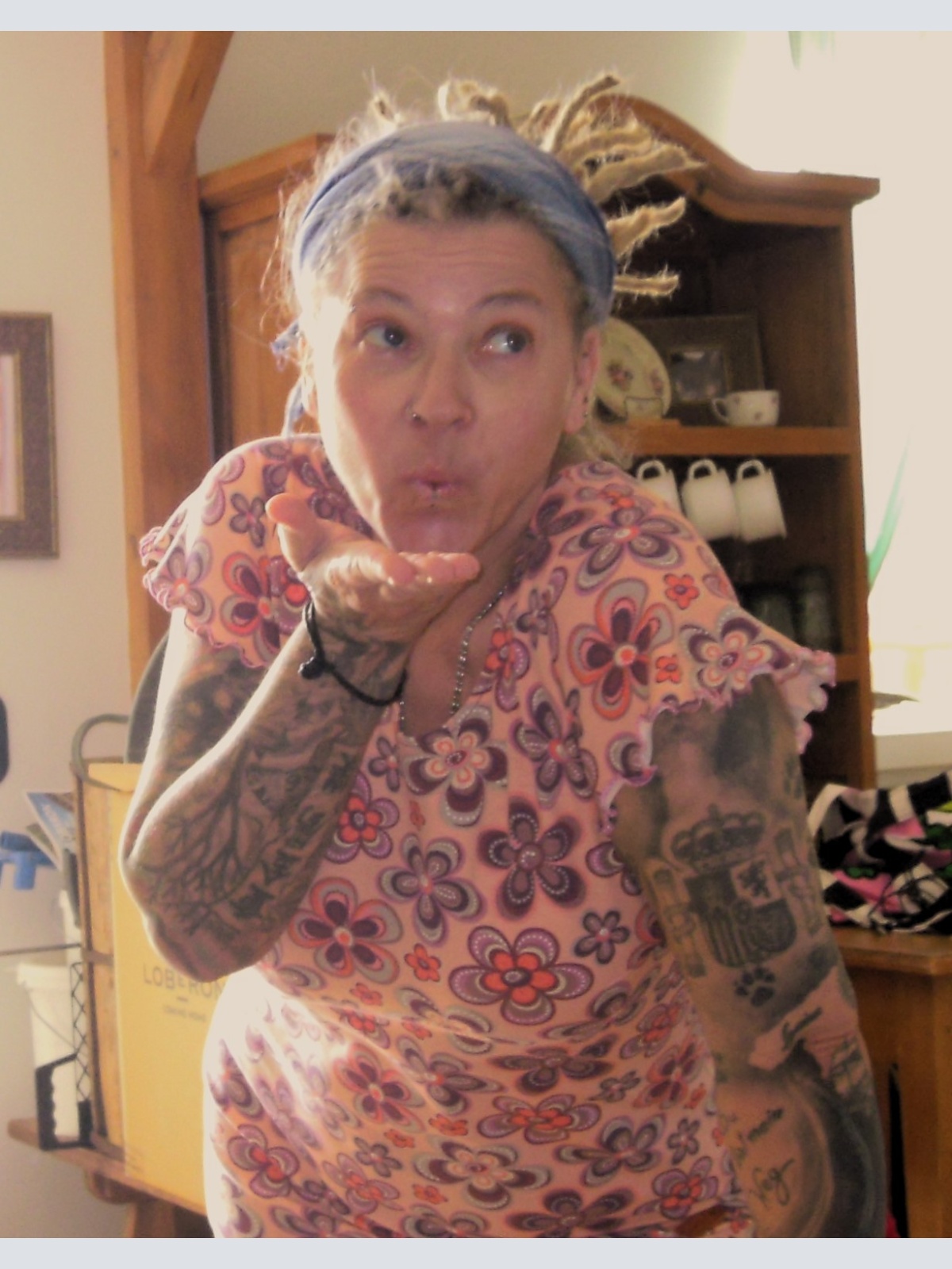 T-Shirt Shirt mit raffiniertem Rückenausschnitt Masche