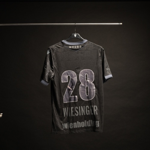 Austria Wien Matchworn Bezirkstrikot WIESINGER