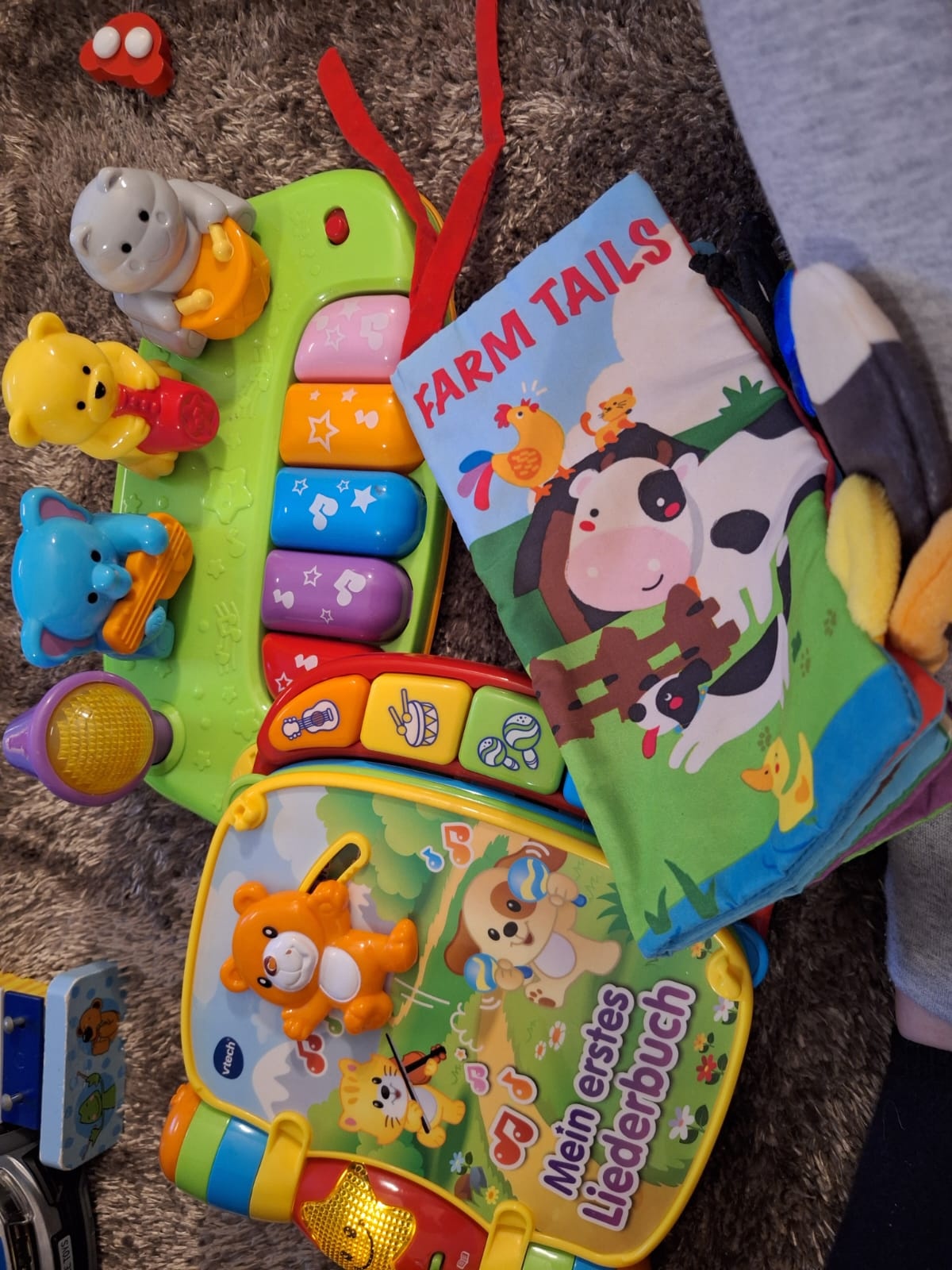 Liederbuch, Liederklavier, Knisterbuch