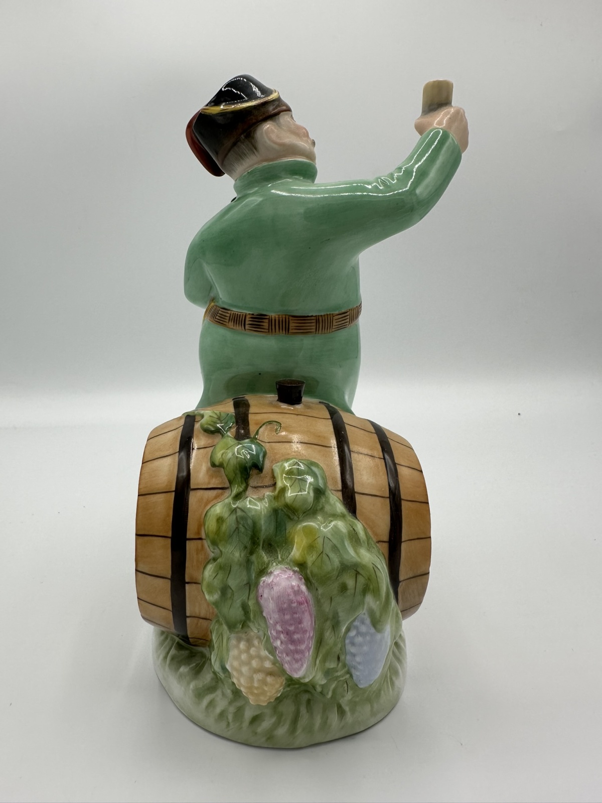 Herend „Prostender Ungar“