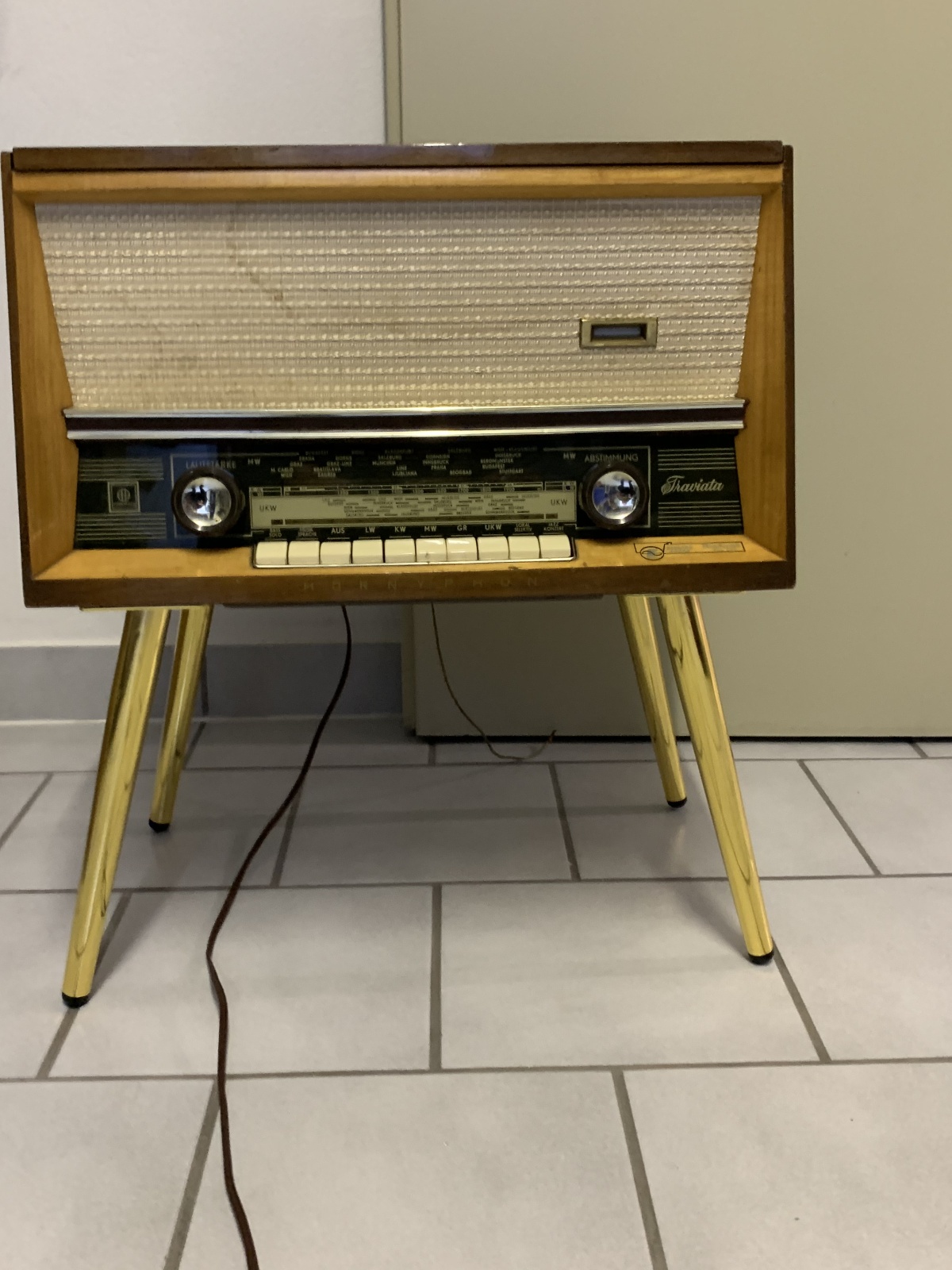 Alter Radio & Plattenspieler