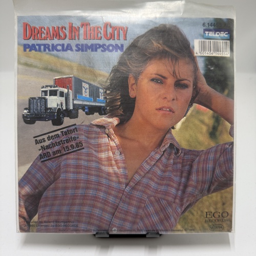 Single / Patricia Simpson – Dreams In The City