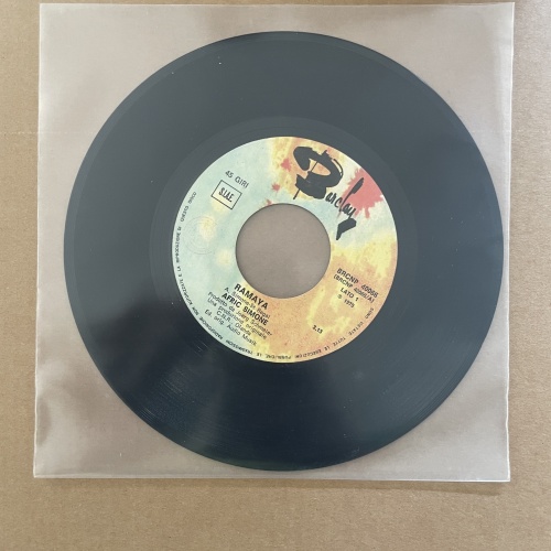 SINGLE / Afric Simone – Ramaya