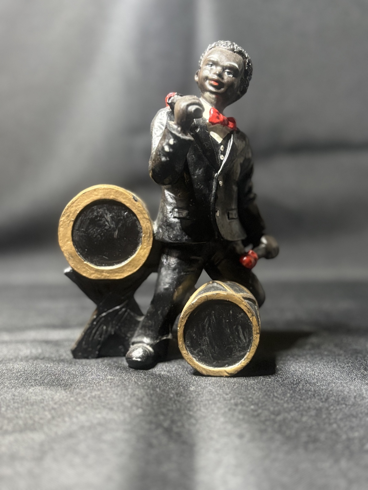 Antik Schlagzeugerfigur