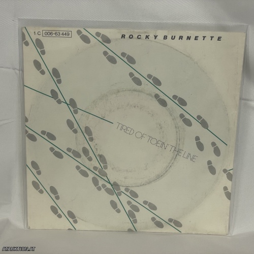 SINGLE / Rocky Burnette – Tired Of Toein' The Line