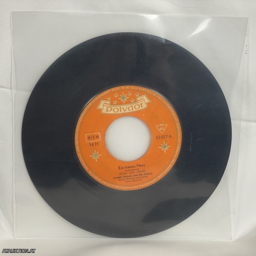 SINGLE / Friedel Hensch Und Die Cyprys – Ein Treues Herz