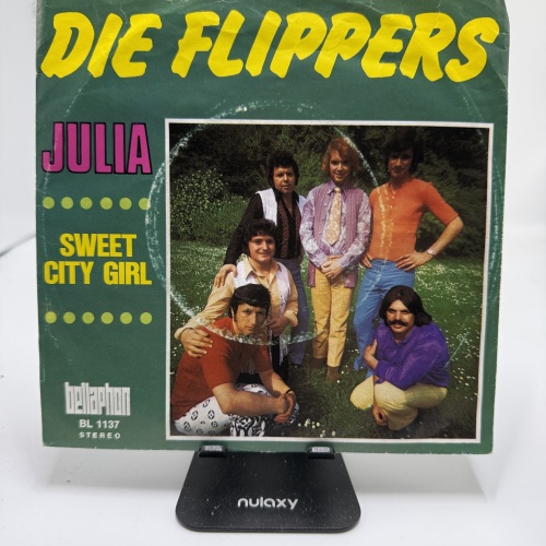 Single / Die Flippers – Julia