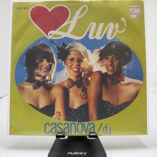 Single / Luv' – Casanova