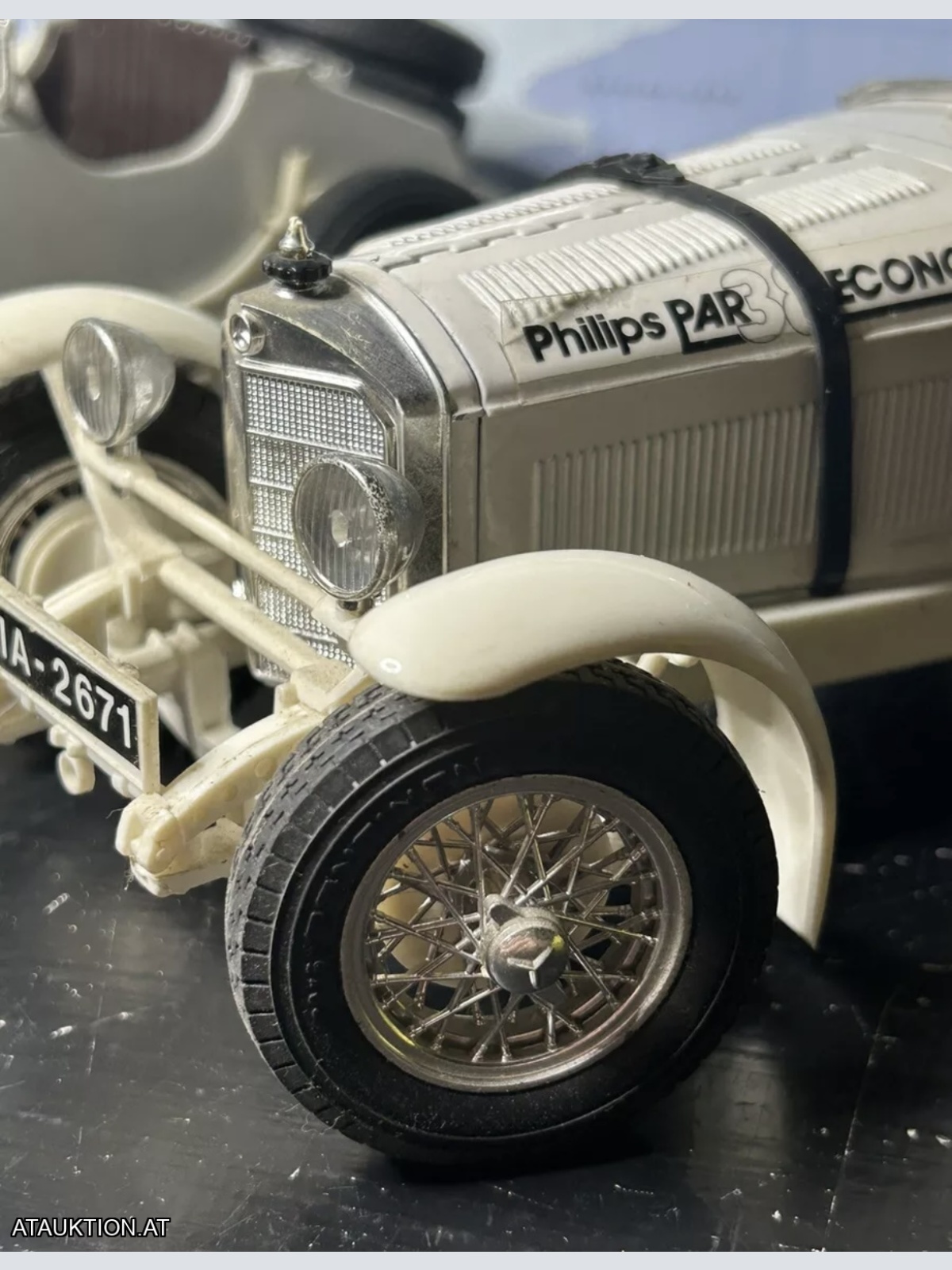 Paar Vintage Burago Automodelle Mercedes Benz SSK 1928 und SSKL 1931 Maßstab 1/18