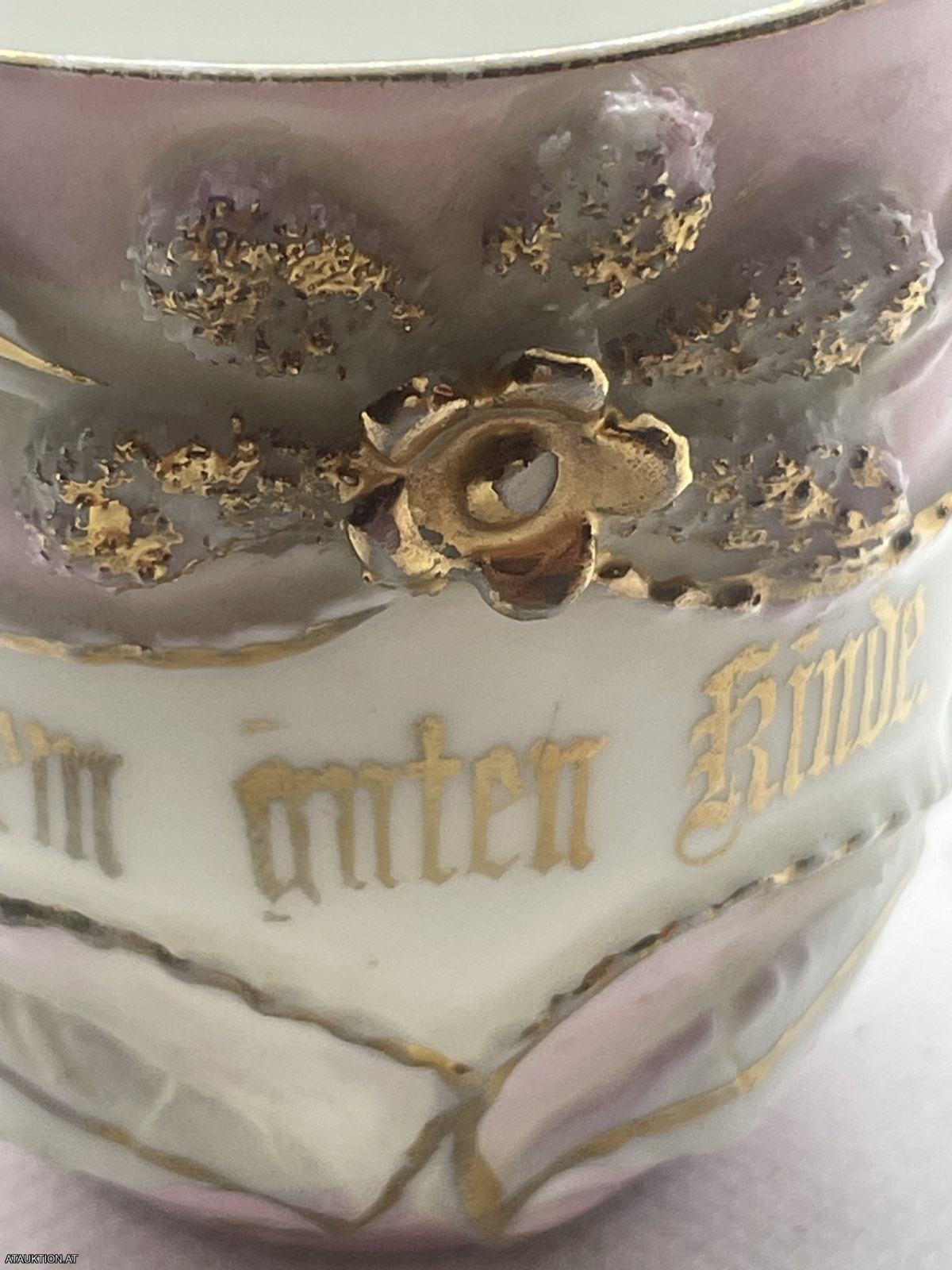 Sehr altes Prunkhäferl Jugendstil Rosenhäferl "Dem guten Kinde"