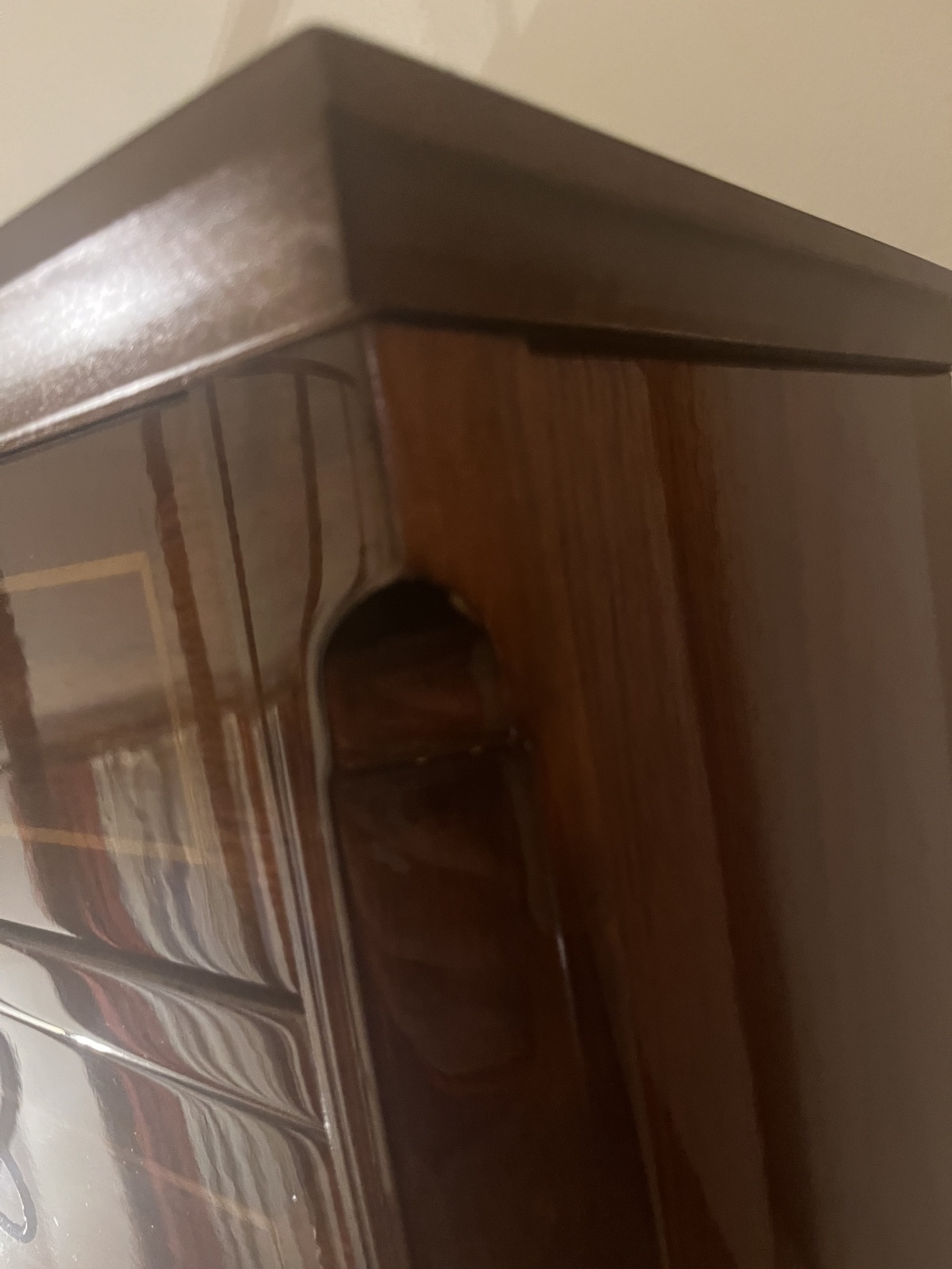 Schöne kleines Kasterl mit 6 Lade (22)