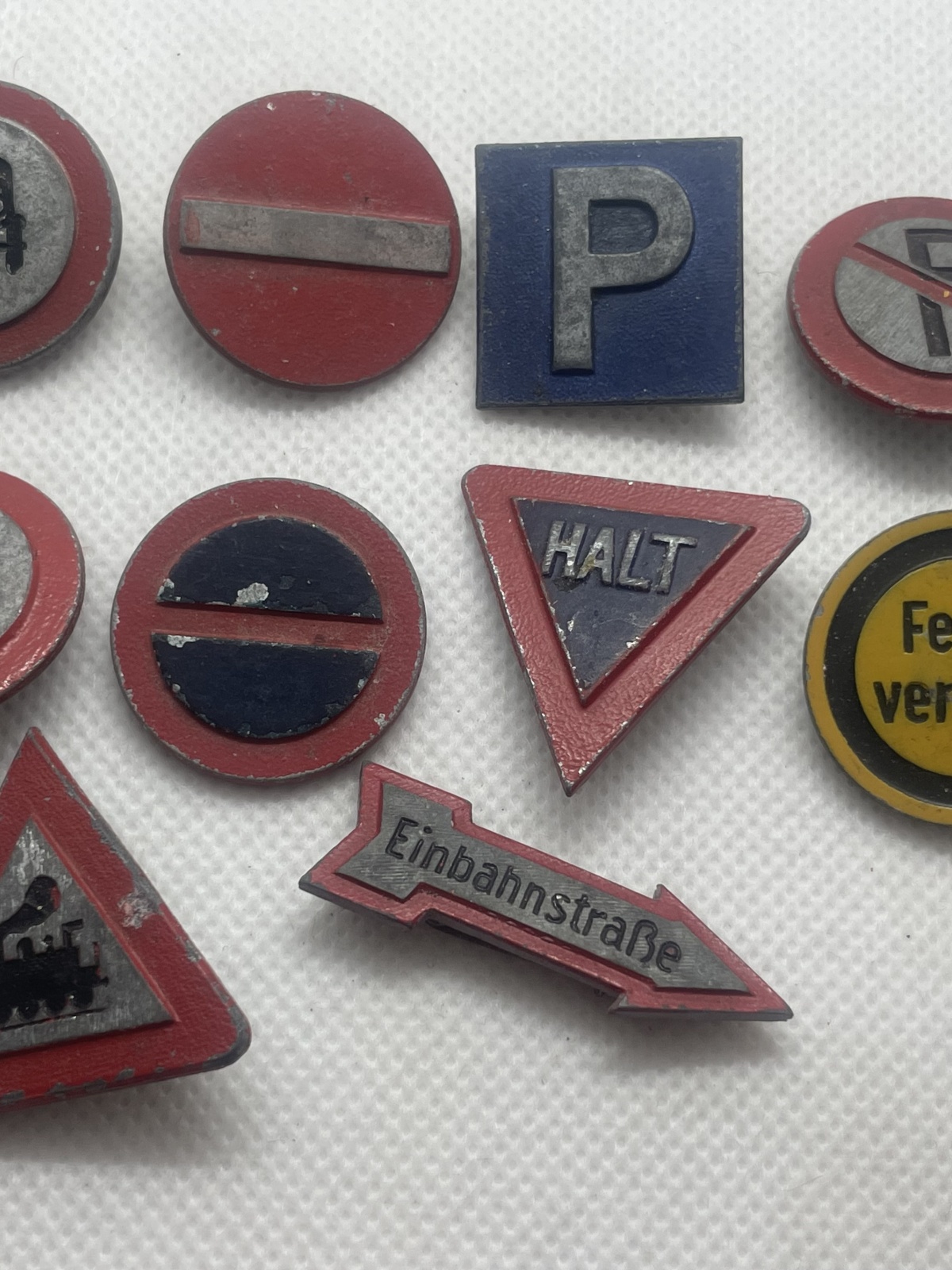 WHW - Winterhilfswerk - Verkehrsschilder