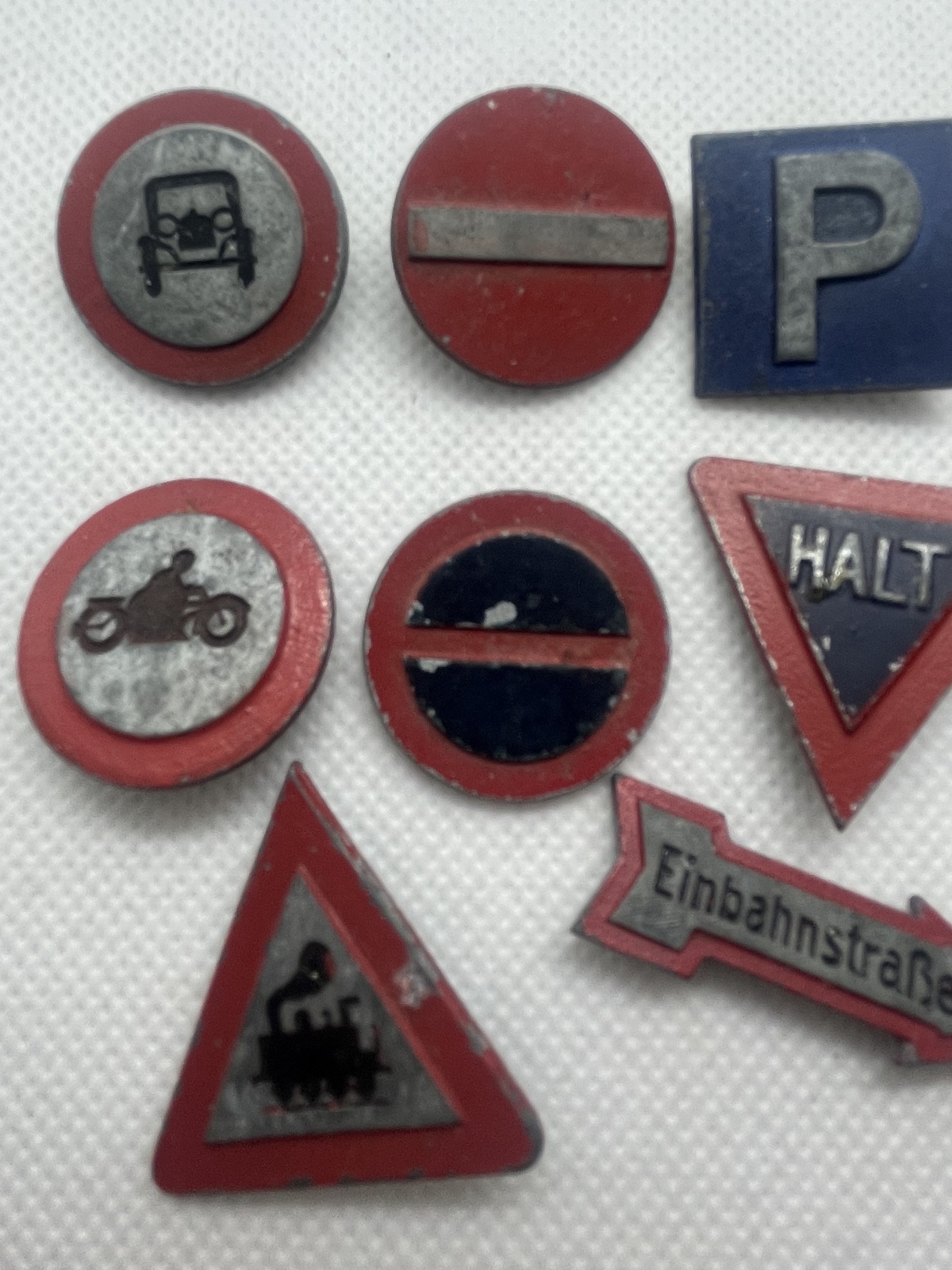 WHW - Winterhilfswerk - Verkehrsschilder