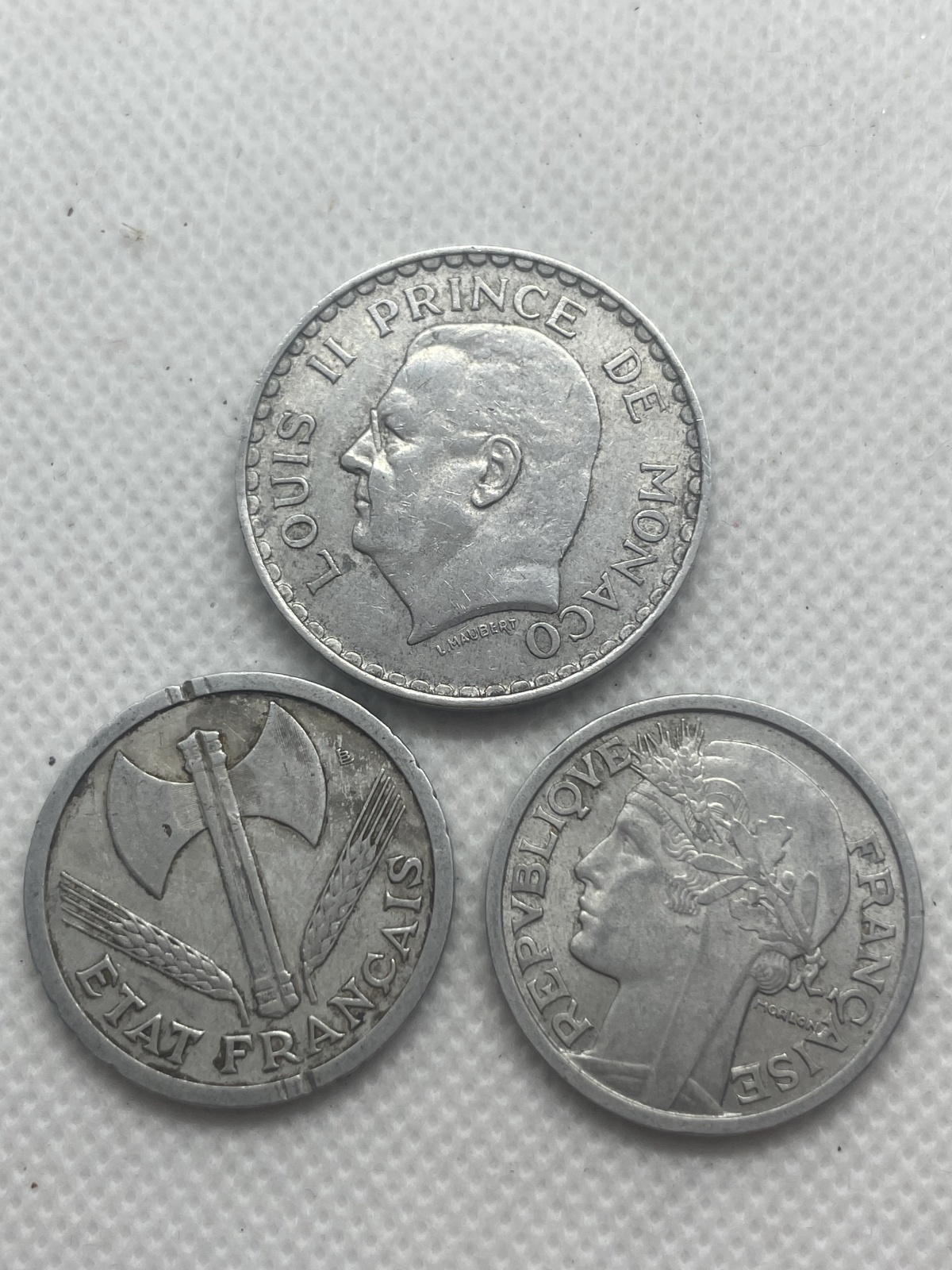 3 alte französische Münzen - 1 x Monaco 1945