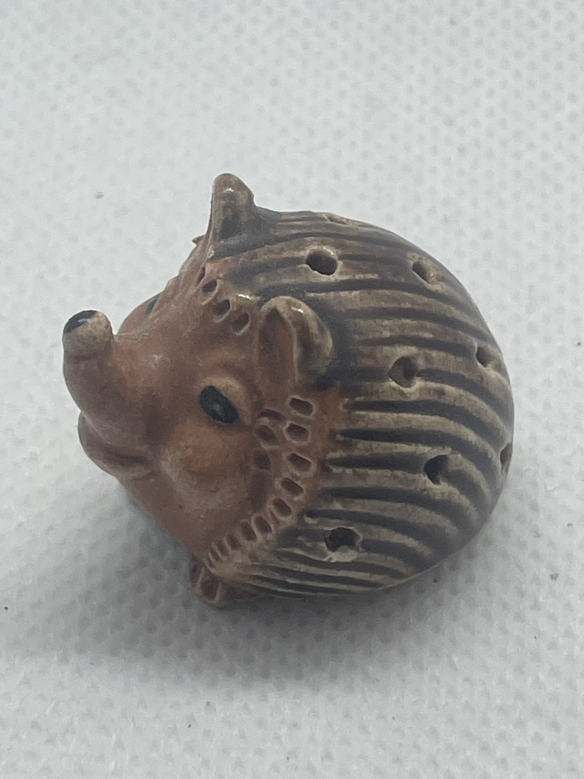 Kleiner Igel aus vermutlich Mürztaler Keramik