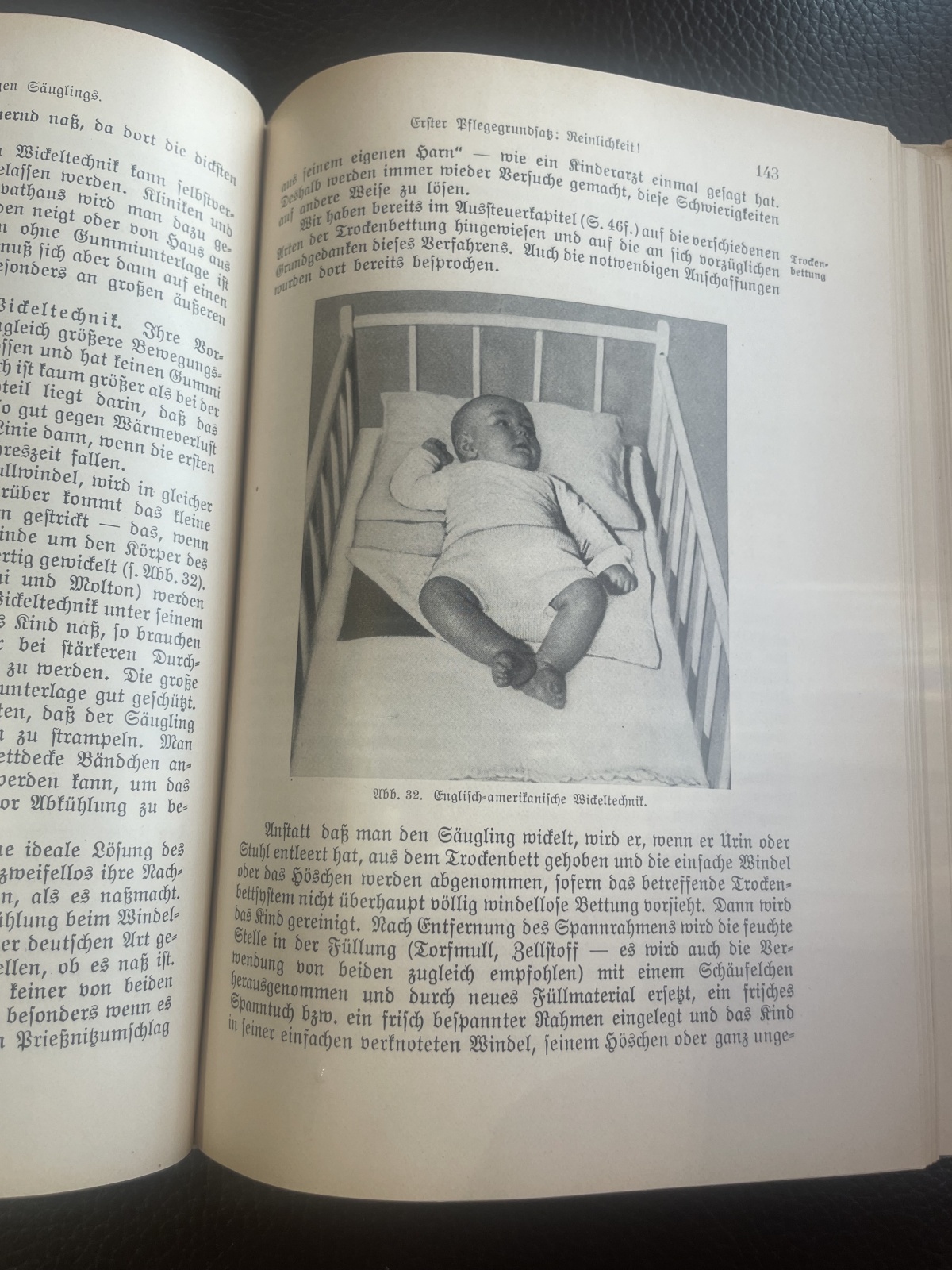 Frau Dr. Johanna Haarer "Die deutsche Mutter und ihr erstes Kind"