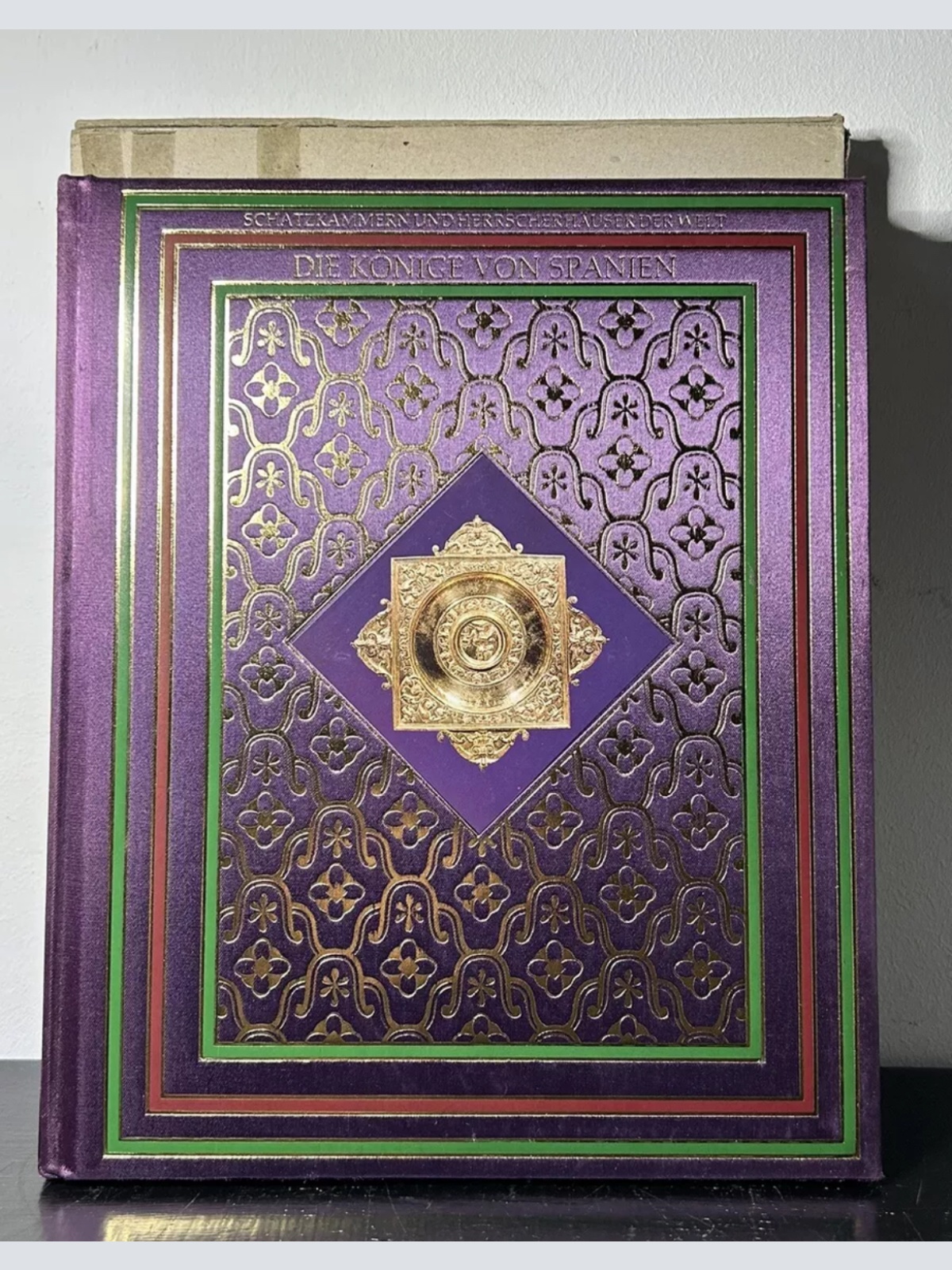 Die Könige von Spanien - Buch "Schätze der Welt" - Hardcover-Schlafhülle