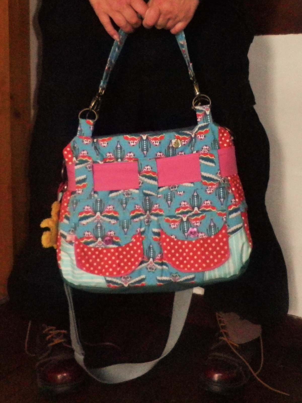 Umhängetasche Handtasche Schultertasche Kunterbunt Platzwunder mit vielen Details