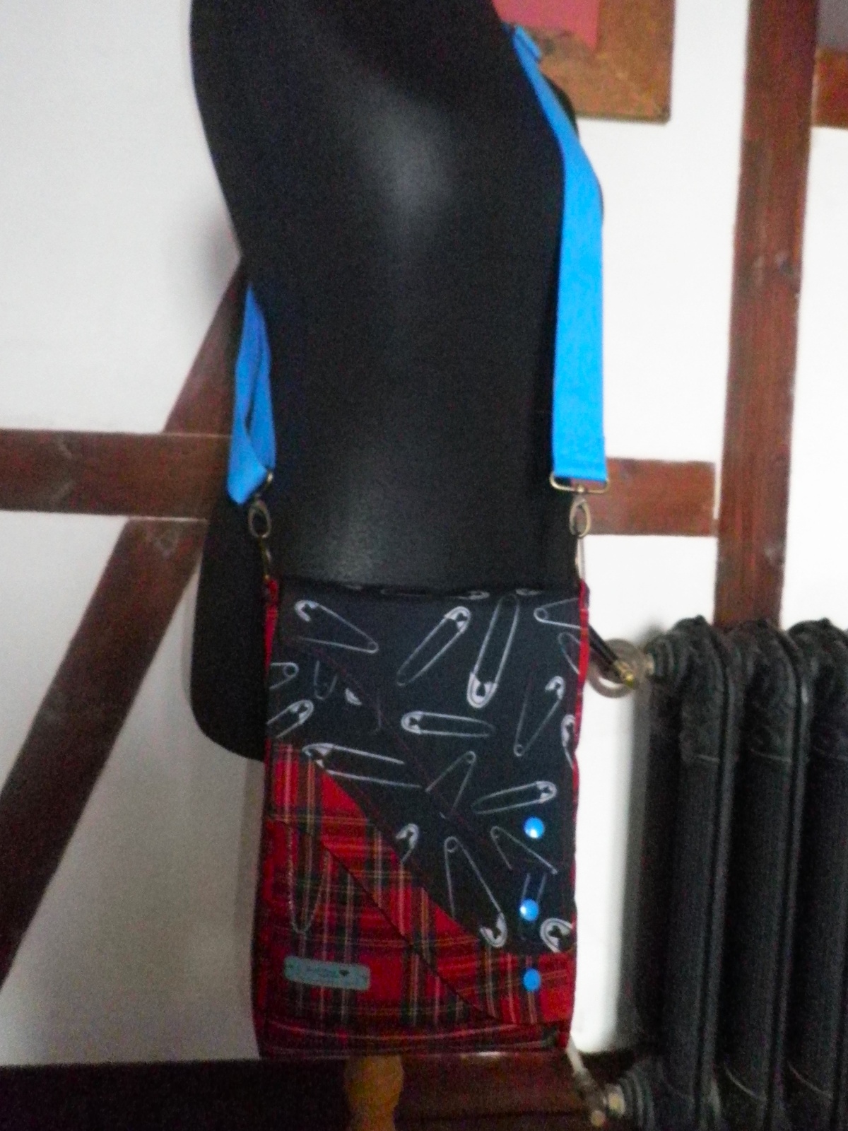 Cross Body Bag "New Punk" Umhängetasche