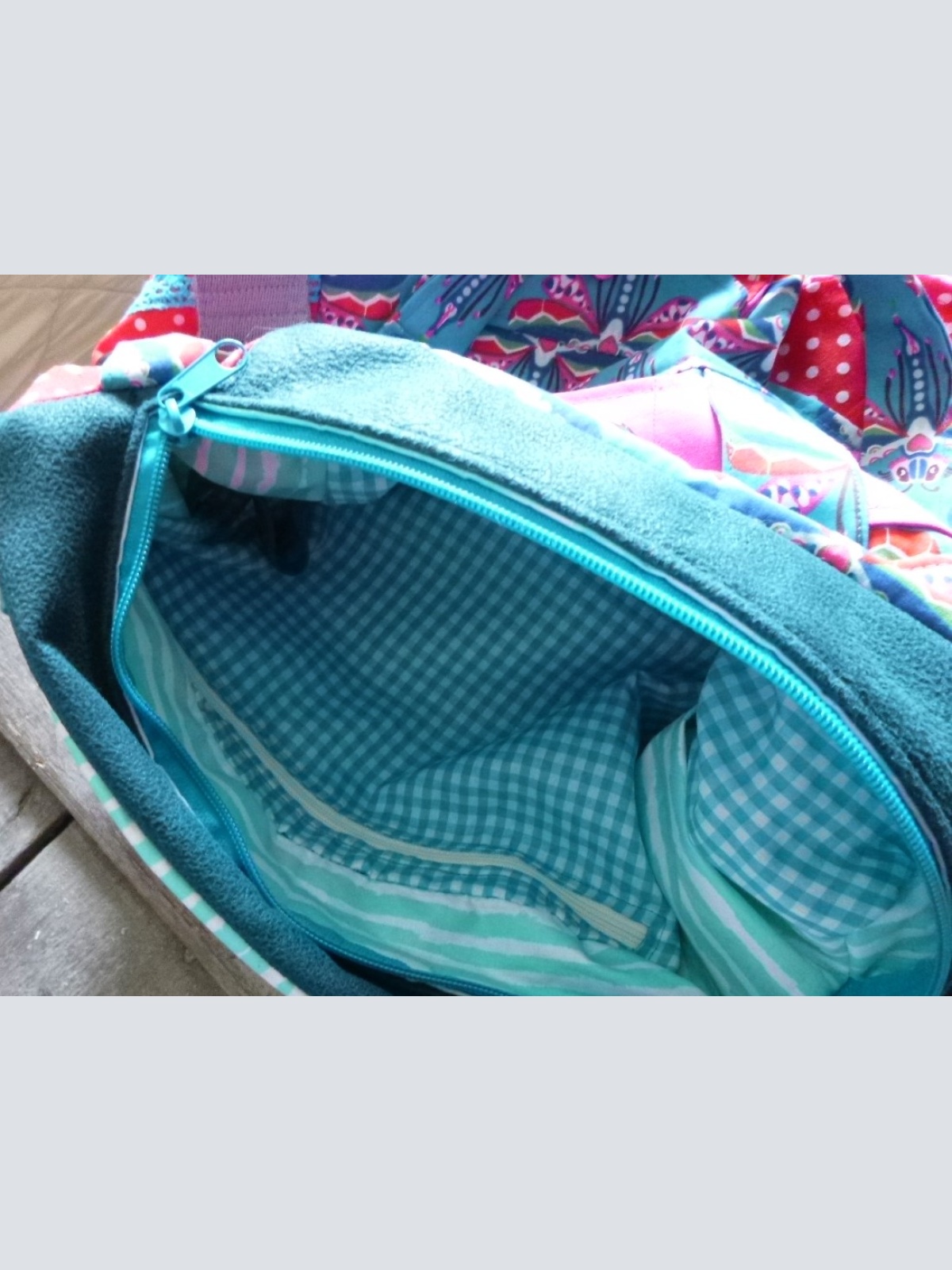 Umhängetasche Handtasche Schultertasche Kunterbunt Platzwunder mit vielen Details