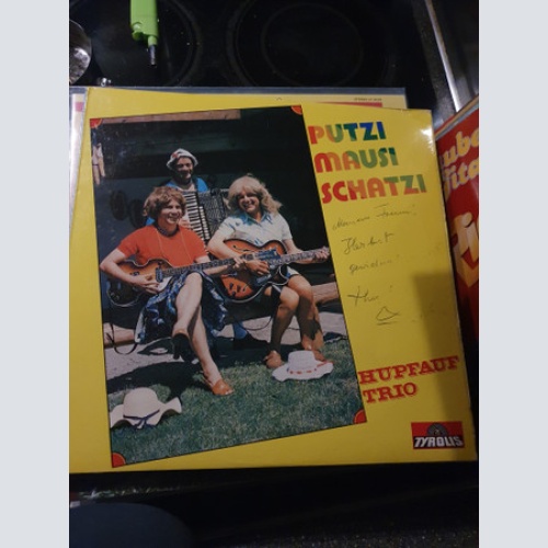 LP / Hupfauf Trio ‎– Putzi, Mausi, Schatzi