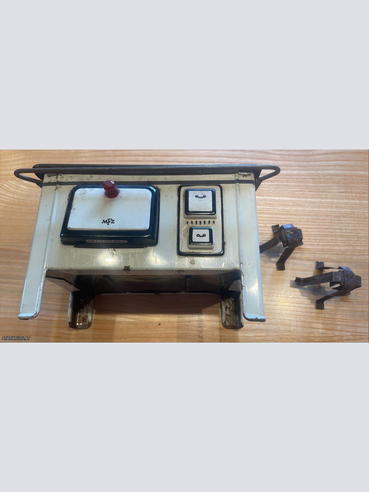 Blechherd MFZ - Made in U.S.Zone Germany