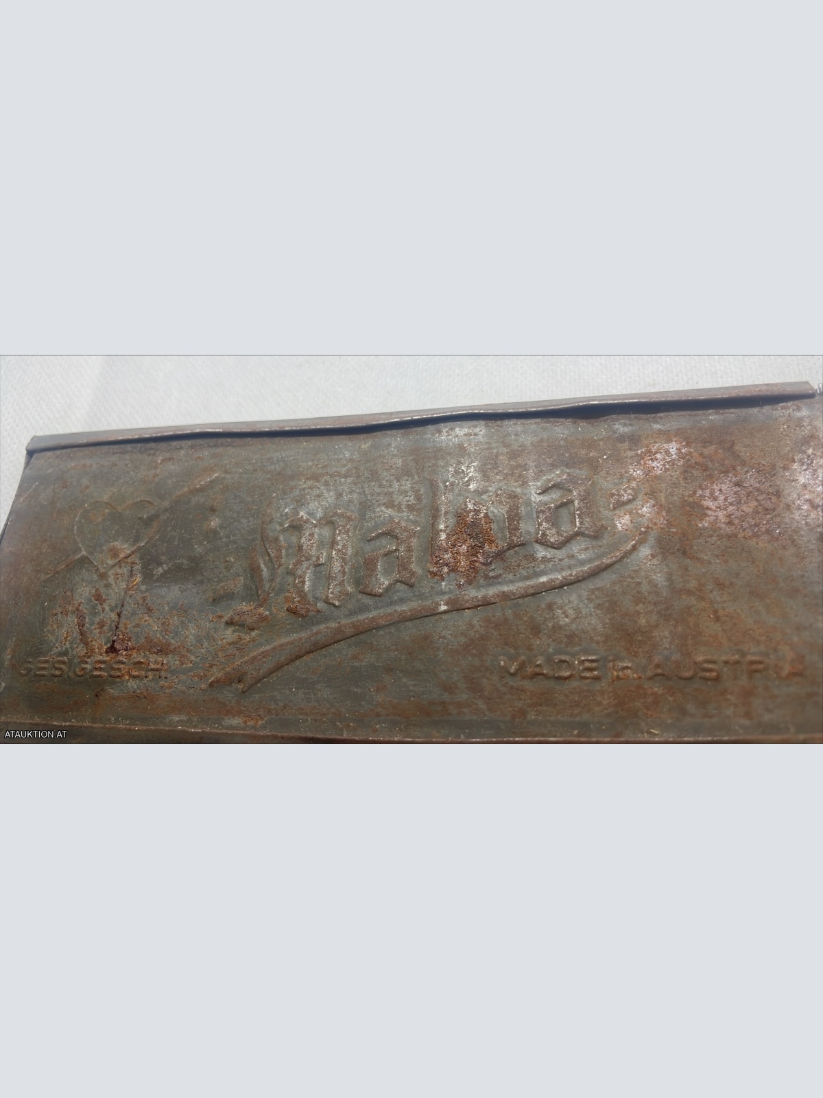 antiker Malkasten aus Blech