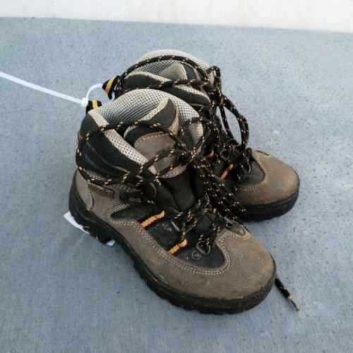 Feste Wanderschuhe gr. 30