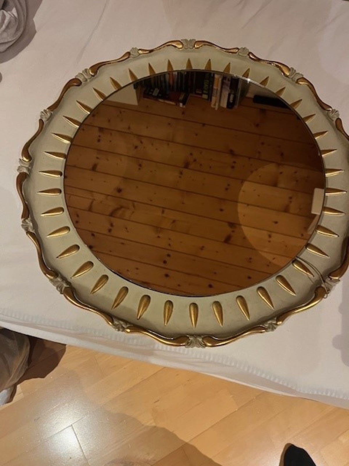 Schöner Spiegel mit integrierten Lampen (48)