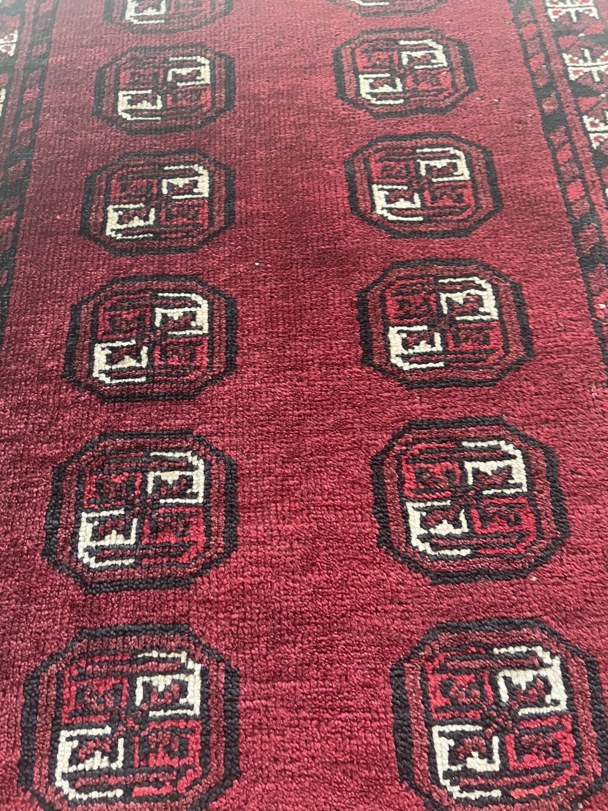 T110 - Afghan - 82x68 cm – Eur 180,-- / (N0)