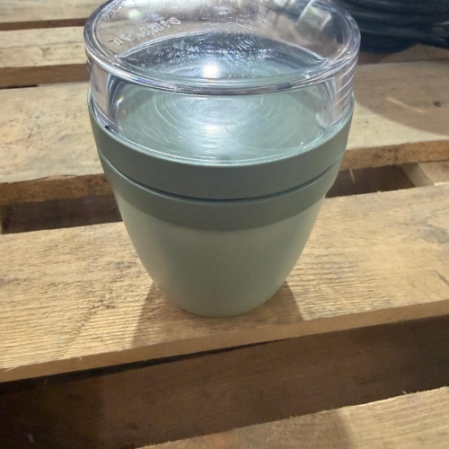 Becher für Unterwegs