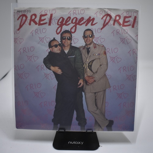 Single / Trio – Drei Gegen Drei