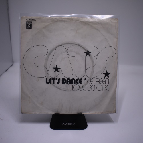 Single / The Cats – Let's Dance / I've Been In Love Before