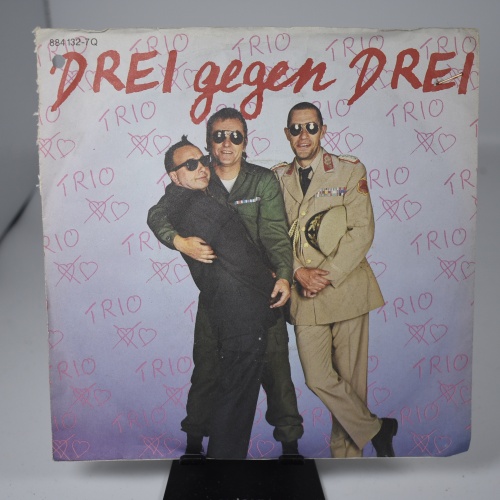 Single / Trio – Drei Gegen Drei