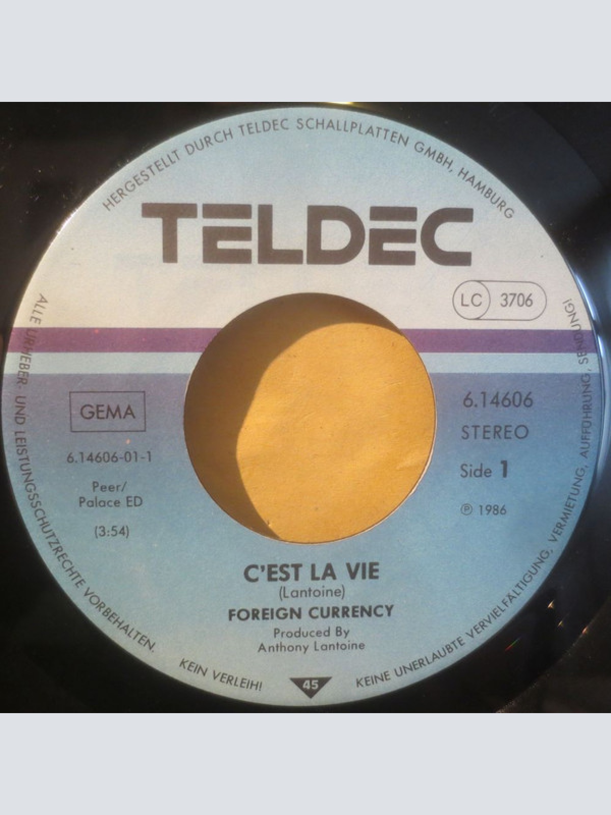 Vinyl / Foreign Currency - C'est La Vie