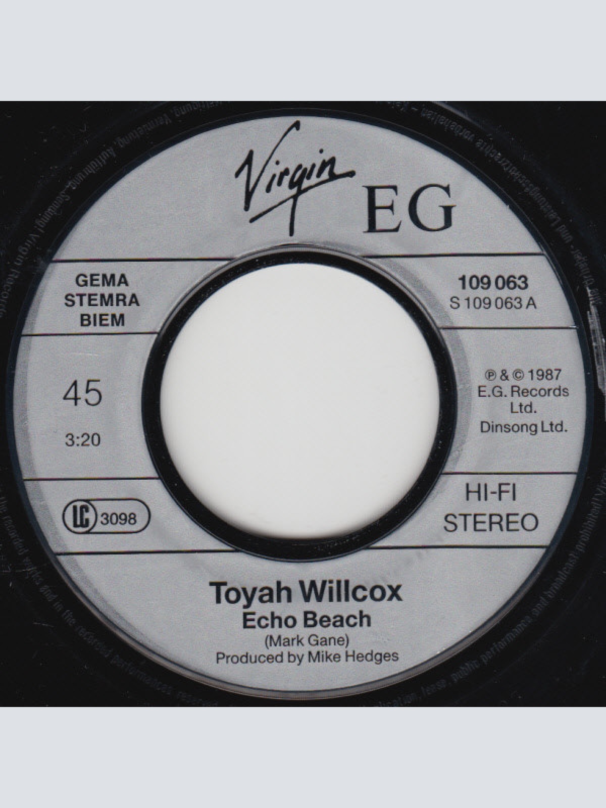 Vinyl / Toyah - Echo Beach