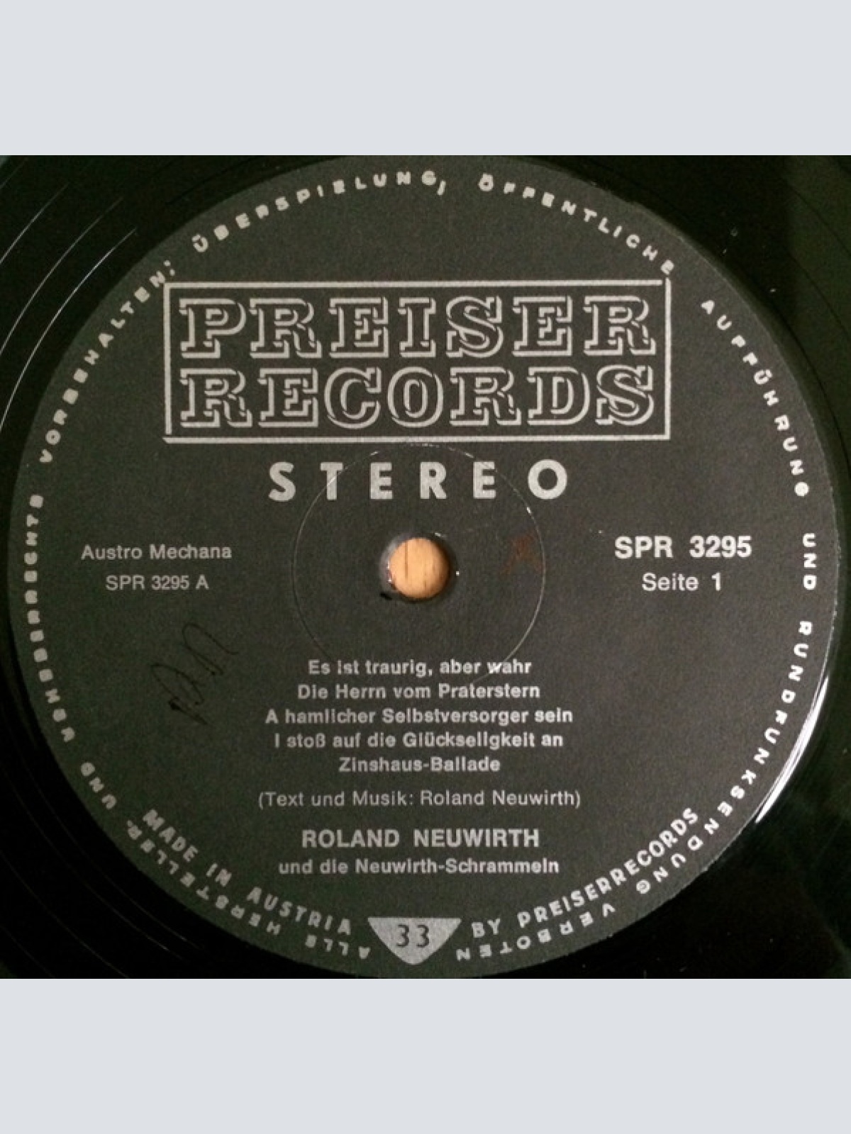 Vinyl / Roland Neuwirth Und Die Neuwirth-Schrammeln - 10 Wienerlieder U. 1 Fußpilz-Blues