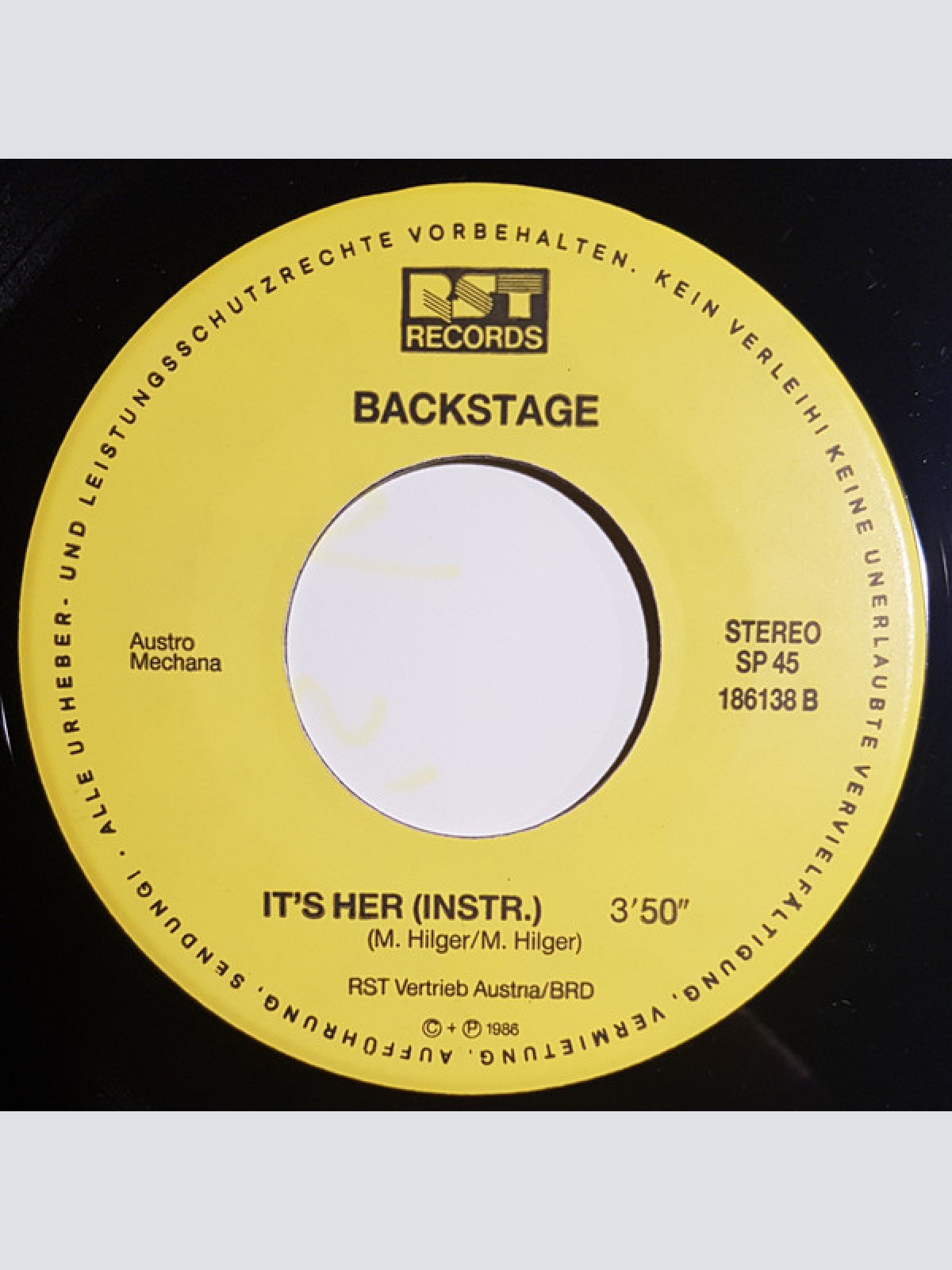 Vinyl / Backstage (4) - It's Her
