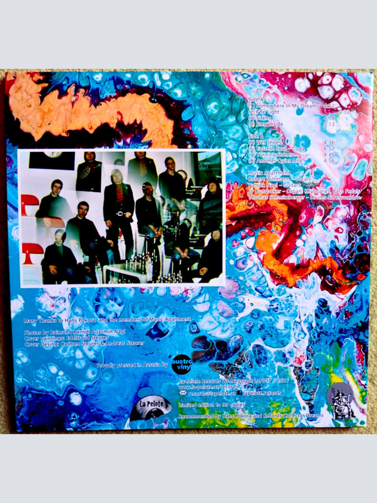 Vinyl / Music Apartment - Step Inside