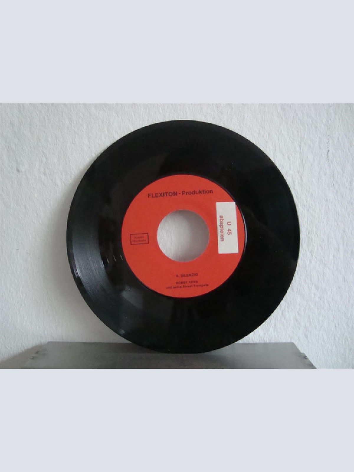 Vinyl / Bobby Kern Und Seine Sweet Trompete* - White Christmas / Il Silenzio