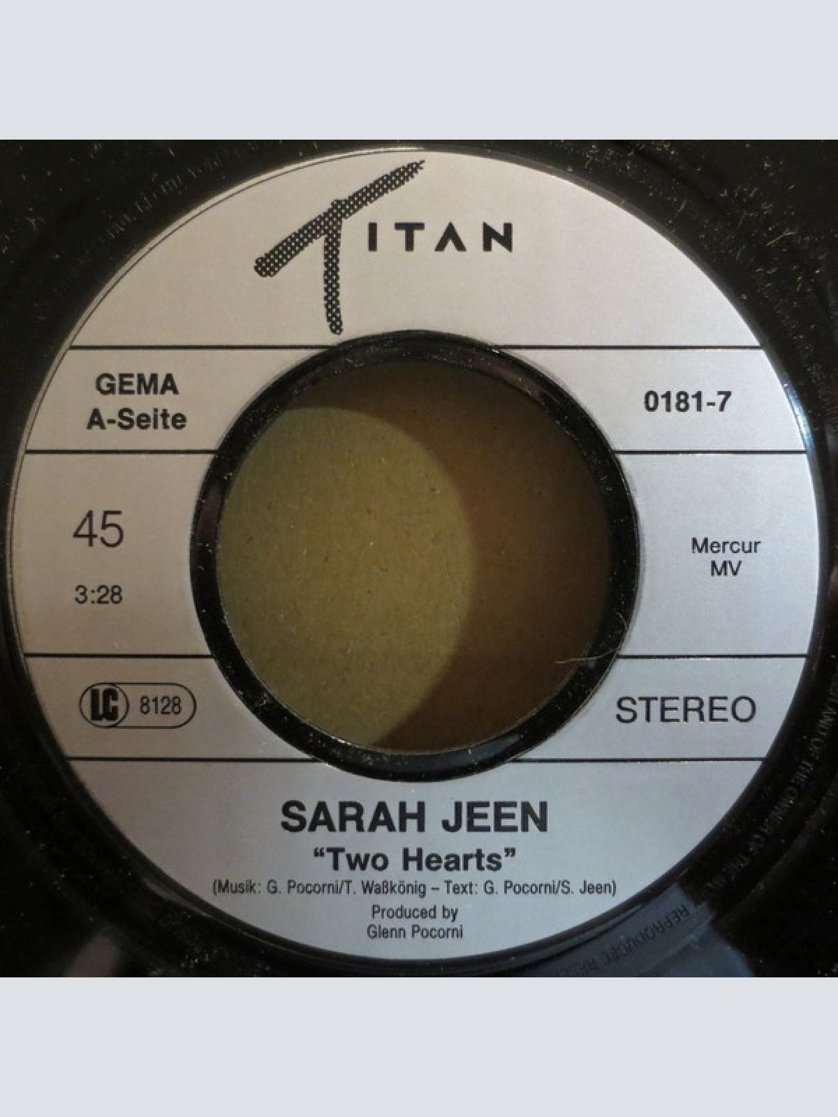 Vinyl / Sarah Jeen - Two Hearts