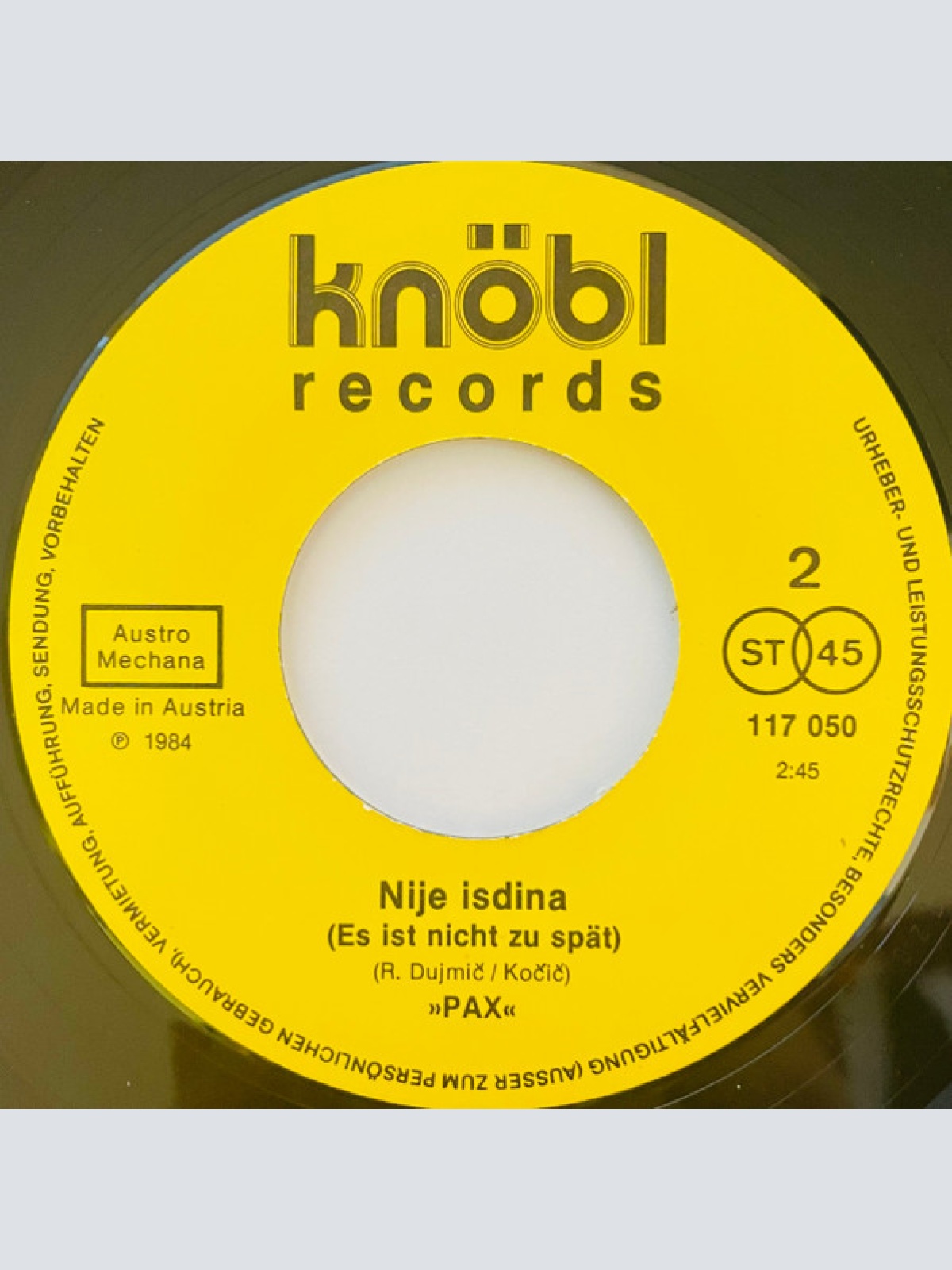 Vinyl / Pax (18) - I Don't Know How To Love Him