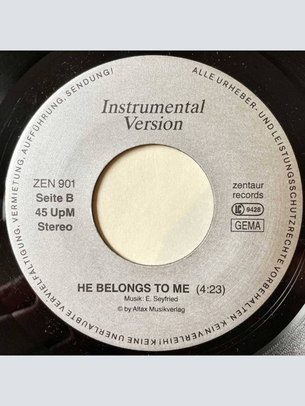 Vinyl / Giorgina (2) - He Belongs To Me