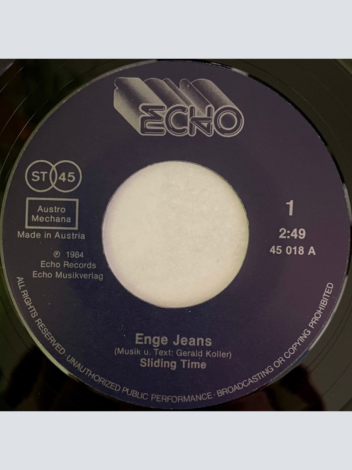 Vinyl / Sliding Time - Enge Jeans