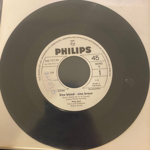 Vinyl / Peter Beil - Eine Blond Eine Braun