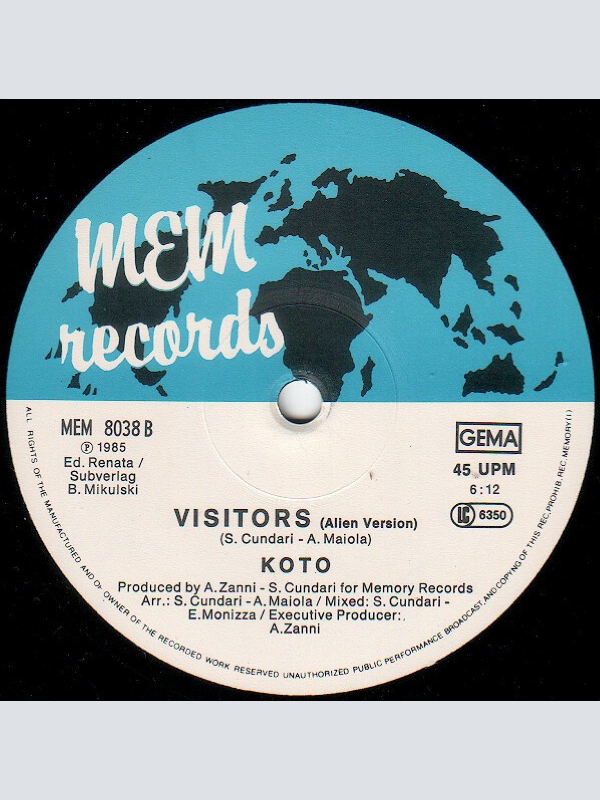Vinyl / Koto - Visitors (Vocal Remix)